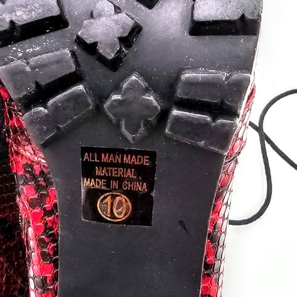 Faux Python Skin Boots - Picture 4 of 6